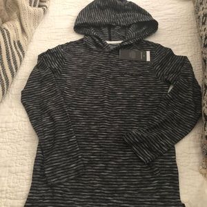 Boys quicksilver long sleeve pull over